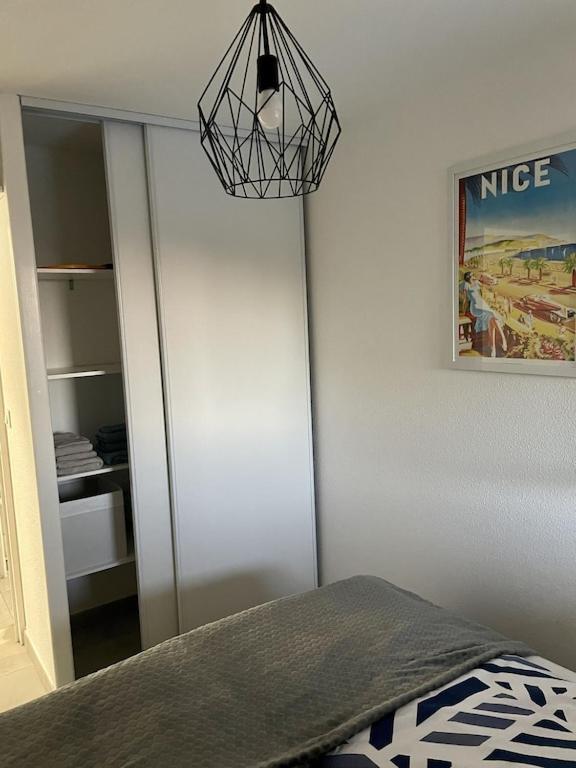 Apartment Newly Renovated Aircond-Wifi-Pool-Sea View-150M To Beaches- Saint Aygulf Kültér fotó